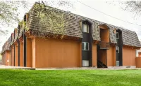 Cozy Condo on 400 N - Homestays