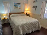Mermaid Manor Heated Pool!! Waterfront, Boat Dock, Kayaks, Weeki Wachee Manatees - Uima-altaat