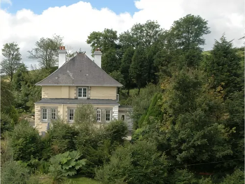 The Oratory - Pet friendly