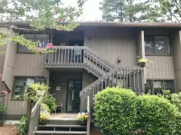 Upgraded 3 BR condo on Pinehurst Course 3- walking distance to main club house - Parvekkeita