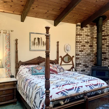 Large house Up in the Redwoods perfect for large families. Pet friendly. Hotels in Fortuna