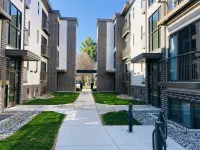 LUXURY DOWNTOWN TRAVERSE CITY CONDO- CAPRI 1- NEW KING BED - balcony
