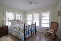 The Sam Houston Johnson House - 3-Star