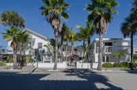 Inn on the Beach - parking