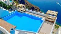 Loucas on the Cliff - piscina