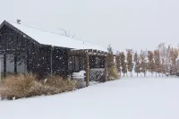 Up in the mountains!!! Luxury self contained unit. - Villas