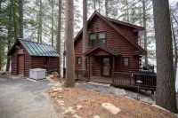 Highly Recommended Lake Side Cabin.  Welcome to Majestic Pines on Schroon Lake. - Wifi