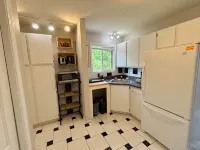 Hall's Haven: Simple Cozy Escape. Pets Welcome! Hiking & Wine Trail Nearby - 2-Star