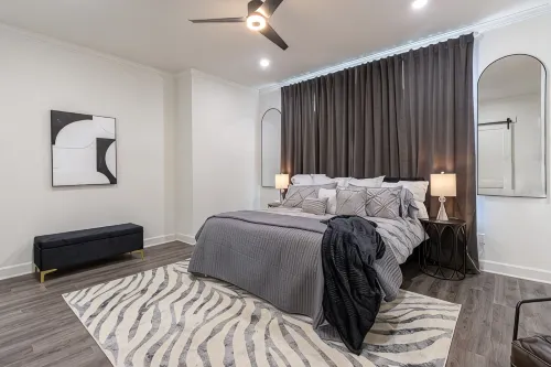 Luxe Downtown Townhouse – Walkable, Stylish & Spacious - 4성급