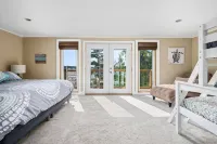 Lake View & Access/Hot Tub/5000 Arcade Games/Pool Table/Pontoon for Rent - 3-Star