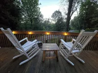 New Kitchen! ‖ Hot Tub Coming August 7th! ‖ 2 Mins to Slopes ‖ Paved Road Access - Boutique
