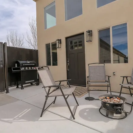 Secluded casita minutes away from Sand Hollow State Park and Zion National Park