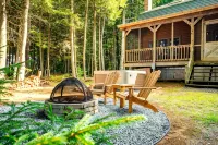 Lake front, hot tub, kayak, paddle board, Dogs, Mount Desert Island, Bar Harbor! - 4-Star