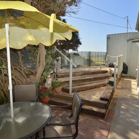 Magnificent Ocean views! On Oceano sandy beach with fire pit