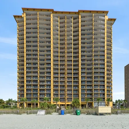 Beachfront ~ Luxury Hilton Resort~ 100+5 Stars! ~ Tiki Bar  Lazy River 8th Floor