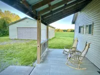 NEW!! Clean, Comfortable & Spacious Northwoods Cabin. - Homestays