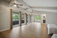 Lakeside Getaway - Games, HotTub & Space to Gather - Pools