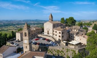 Albergo Diffuso Borgo Montemaggiore - Housity