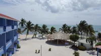 Anchorage Beach Resort Caye Caulker - Beach