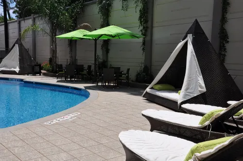 Crowne Plaza HOUSTON GALLERIA AREA by IHG - Kitchens