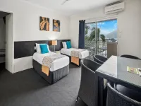 Colonial Palms Motor Inn - Parkering