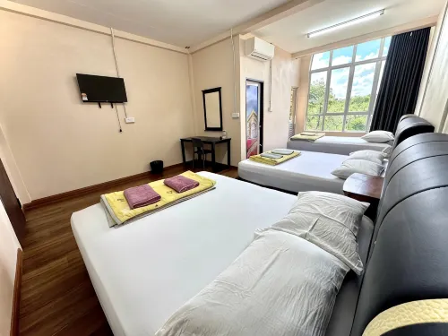 Hotel RS INN, Rantau Panjang - Inns