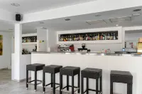 Hotel Gami Adults Only - Quầy Bar