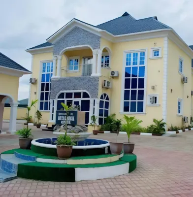 Royal Rock Hotel and Event Centre