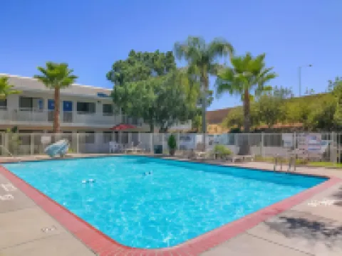 Vagabond Inn Sylmar Hotels in Sylmar