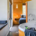 Discovery Resorts - Cradle Mountain Hotels in Крадл Маунтин