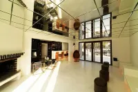Paiise Hotels