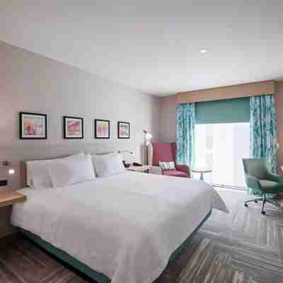 Hilton Garden Inn Visalia Rooms