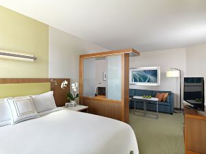 布盧明頓萬豪SpringHill Suites 酒店