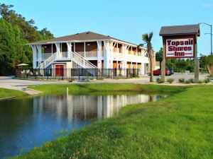 Topsail Shores Inn