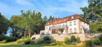 Hotel Villa Altenburg Отели в г. Пёснек