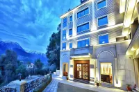 Justa Palampur Resort & Convention Centre Ξενοδοχεία στην πόλη Kangra