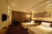 StarCity Hotel Hotel dekat Lecture Theatre
