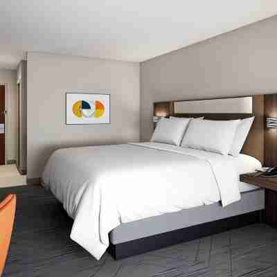 Holiday Inn Express Evansville - West Rooms