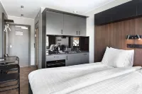 Sure Hotel Studio by Best Western Bromma Hotels near Telia