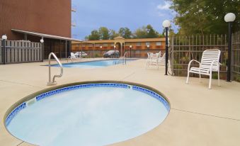 Days Inn by Wyndham Hot Springs