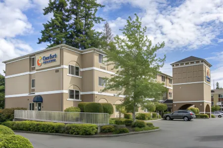 Comfort Inn & Suites Bothell – Seattle North Отели в г. Ботелл