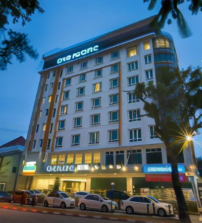 One Pacific Hotel and Serviced Apartments Отели рядом с достопримечательностью «Buppharam Buddhist Temple»