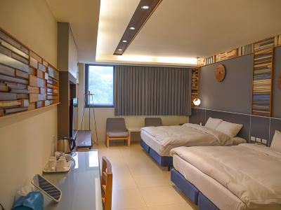 Ace House