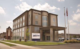 Park Inn by Radisson Brampton, on