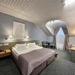 Old Estate Hotel and Spa (Олд Эстейт)