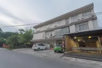 RedDoorz Plus near Sepinggan Airport 3 Hotel di Balikpapan