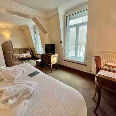 Logis Hôtel le Rivage Rooms