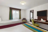 Ramada by Wyndham South Mimms M25 Hotels in Potters Bar