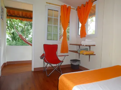 Cebaco Sunrise Lodge Hotels in 