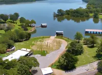 Lake Hudson Inn